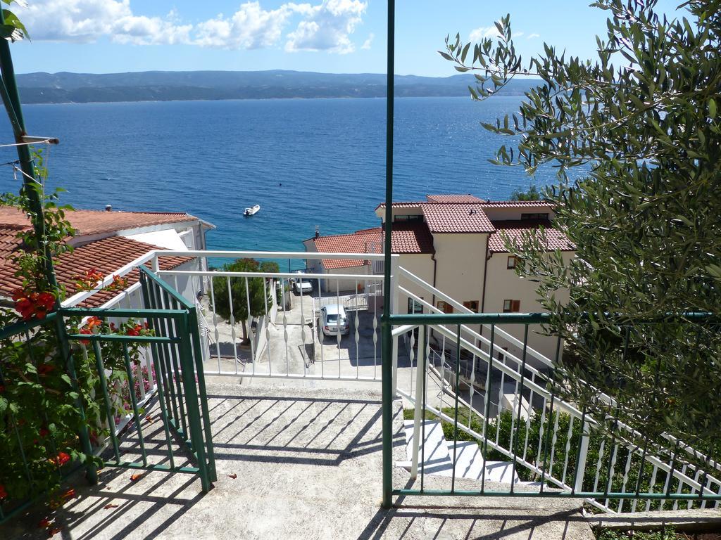 Apartments Smiljana Omiš Exterior foto